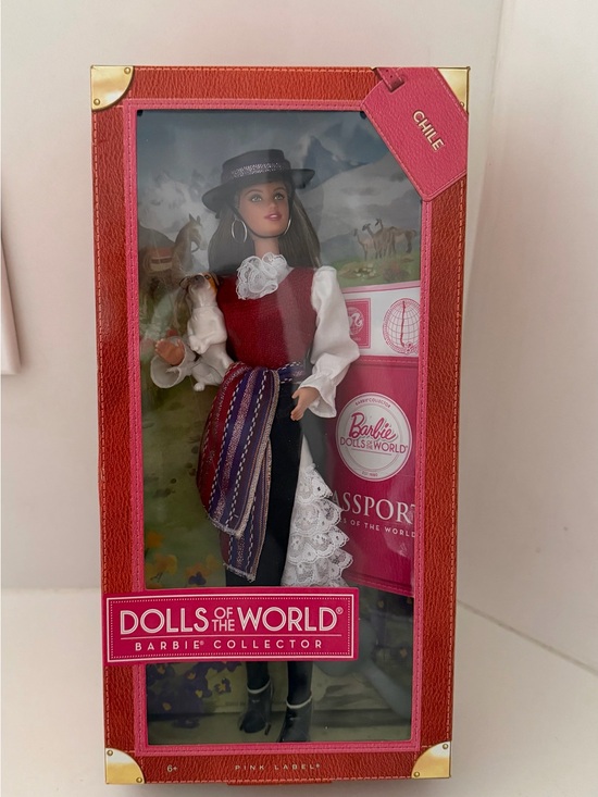 Barbie Other - Barbie Chile Dolls of the World